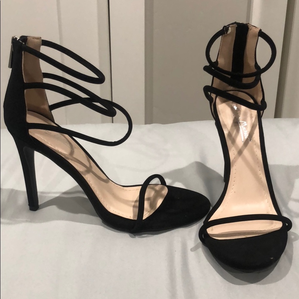 Black Strappy Heel